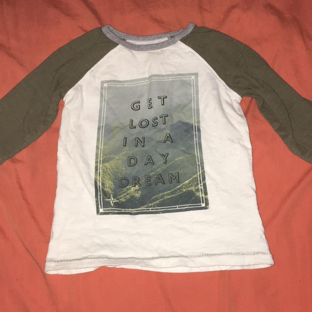 “Get lost in a day dream” shirt (vintage look)